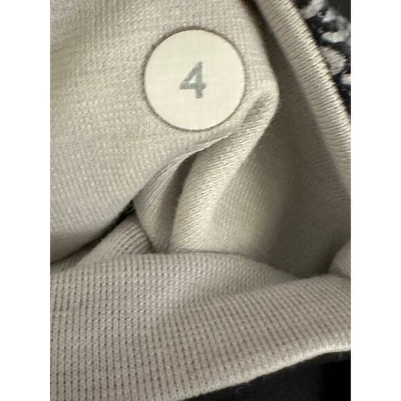 Lululemon Black White Floral Print Pull On Activewear Leggings Women's Size 4 - Picture 7 of 9